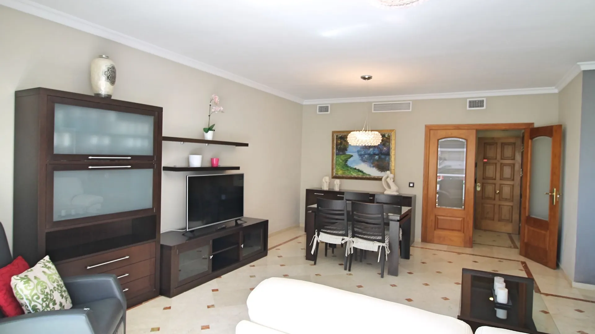 Apartamento Marbella Centro Av. Del Mar شقة